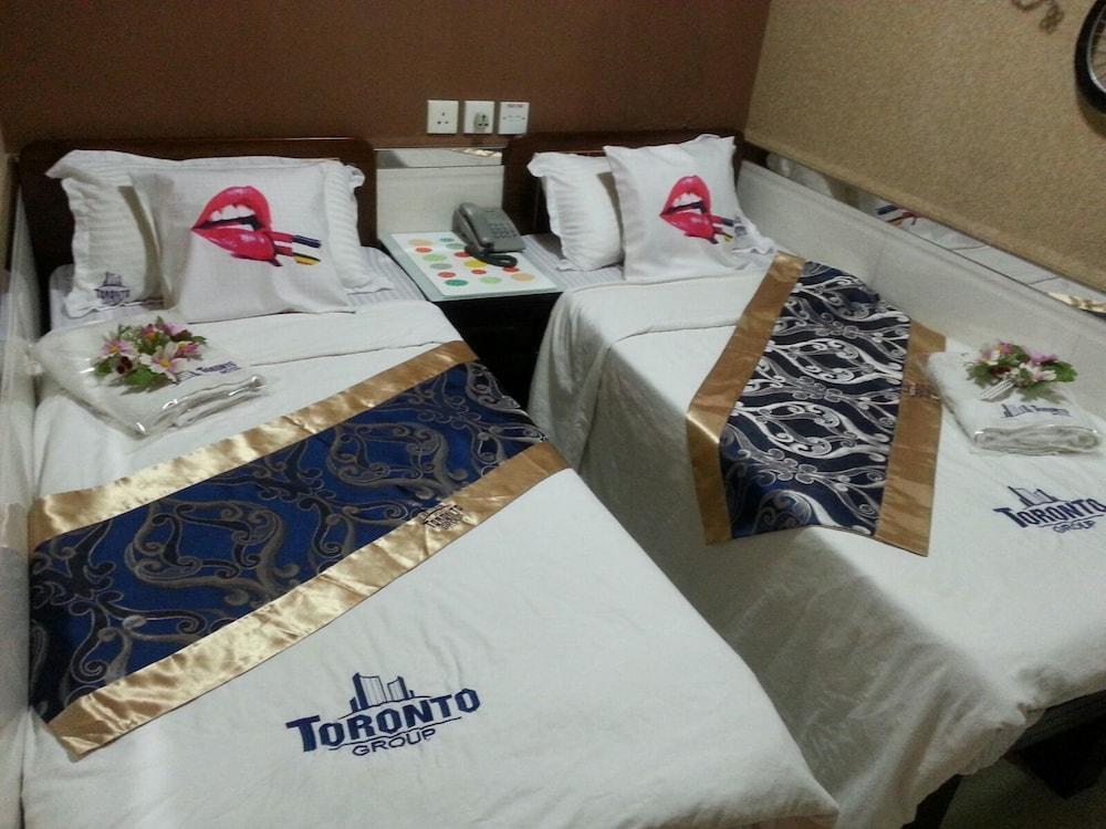 Temple Street Hotel Kaulung Kültér fotó
