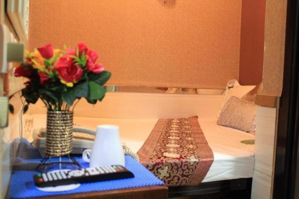Temple Street Hotel Kaulung Kültér fotó