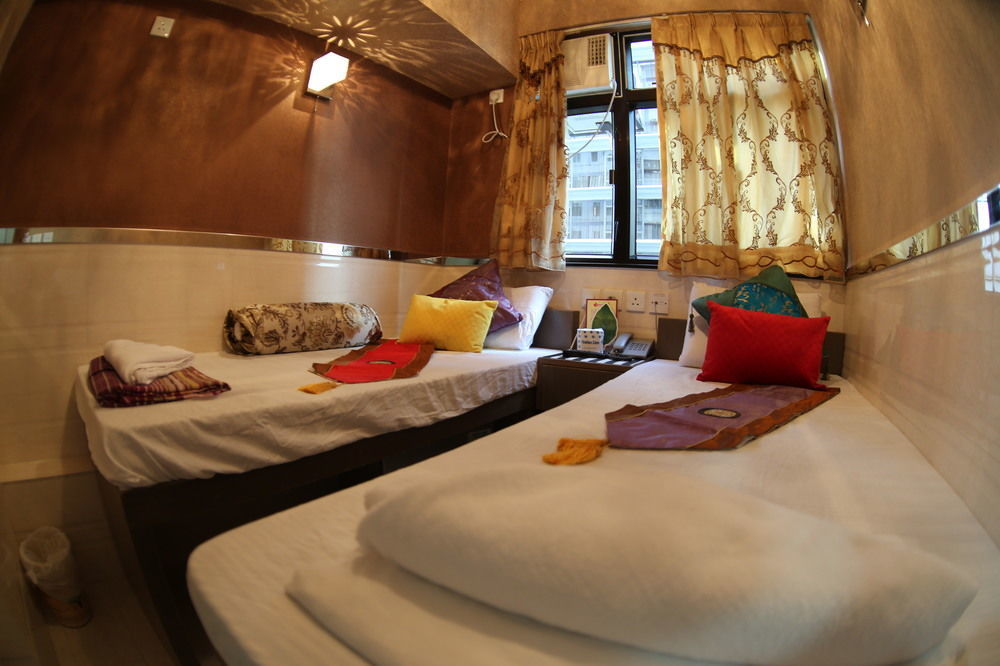 Temple Street Hotel Kaulung Kültér fotó