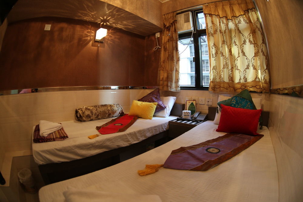 Temple Street Hotel Kaulung Kültér fotó