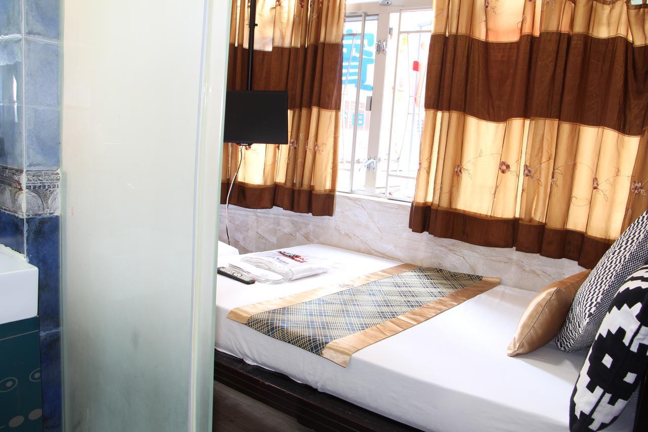 Temple Street Hotel Kaulung Kültér fotó