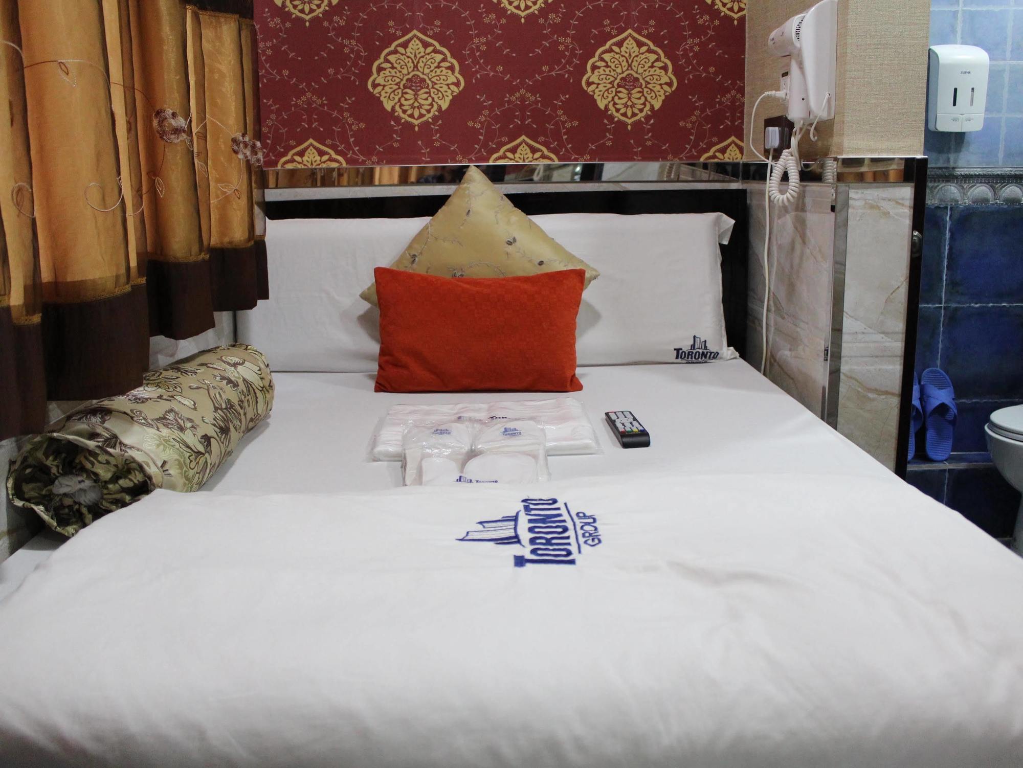 Temple Street Hotel Kaulung Kültér fotó